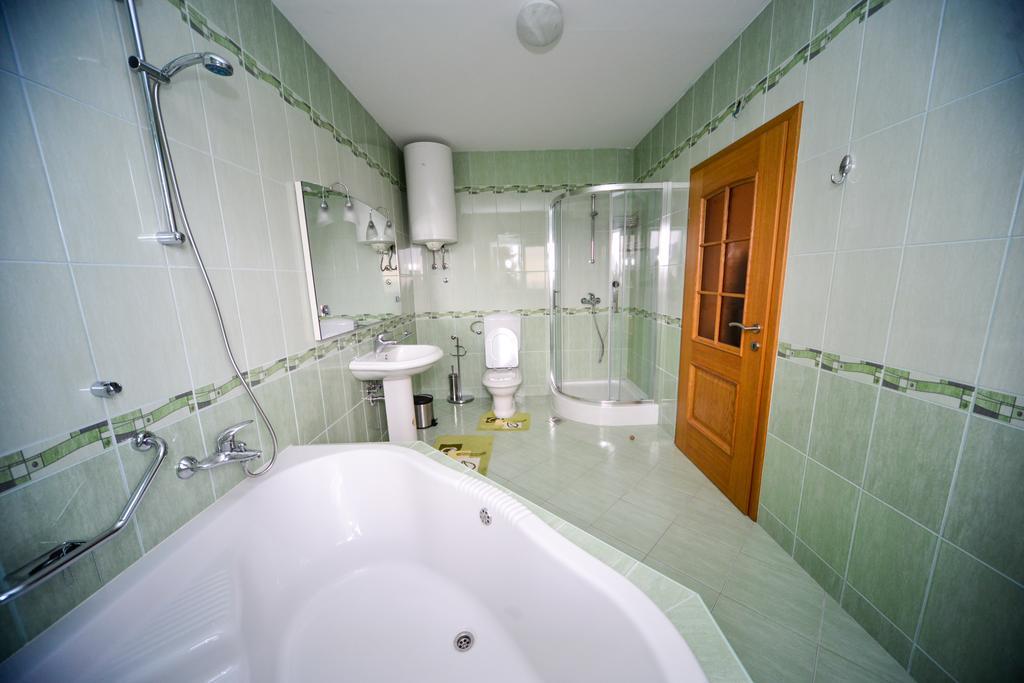 Apartments Dalmacija Starigrad Paklenica Phòng bức ảnh